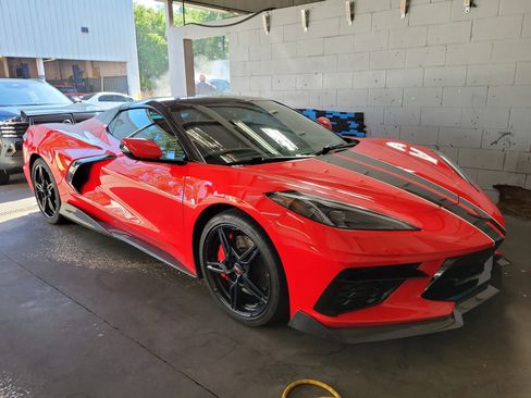 Used 2022 Chevrolet Corvette Stingray Preferred Conv w/ Z51 Performance Package image 1