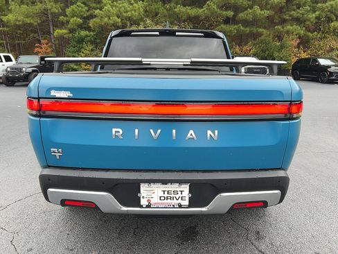 Used 2024 Rivian R1T Adventure image 6