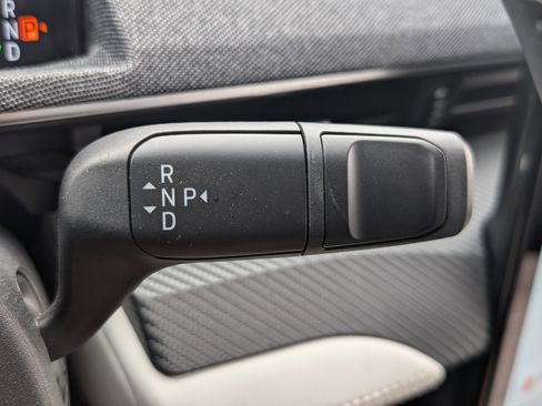 Used 2025 Ford Mustang Mach-E Premium RWD image 31