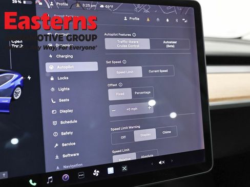 Used 2018 Tesla Model 3 Mid Range image 15