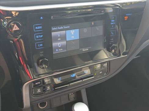 Used 2019 Toyota Corolla SE image 7