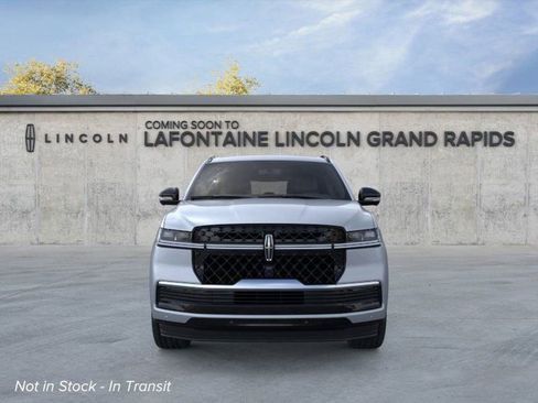 New 2026 Lincoln Navigator L Reserve w/ Jet Appearance Package AWD/4WD image 6
