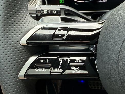 New 2025 Mercedes-Benz GLC 300 4MATIC image 22