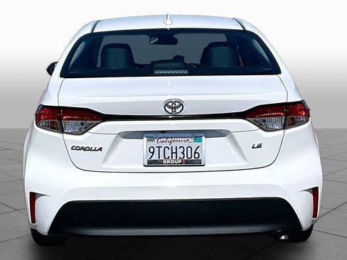 Used 2023 Toyota Corolla LE FWD image 4