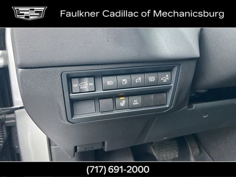 Used 2025 Toyota Sequoia Platinum image 30