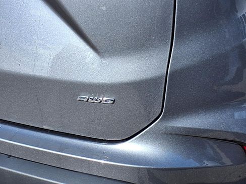 Used 2024 Ford Edge SEL image 23