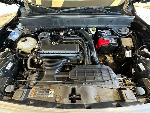 Used 2025 Ford Bronco Sport Badlands w/ Badlands Tech Package AWD/4WD image 26