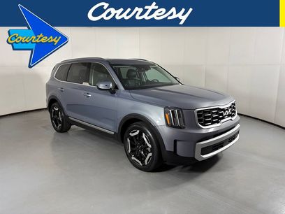 Used 2025 Kia Telluride S