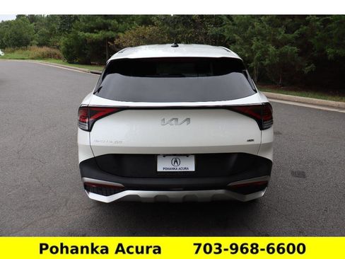 Used 2023 Kia Sportage LX image 6
