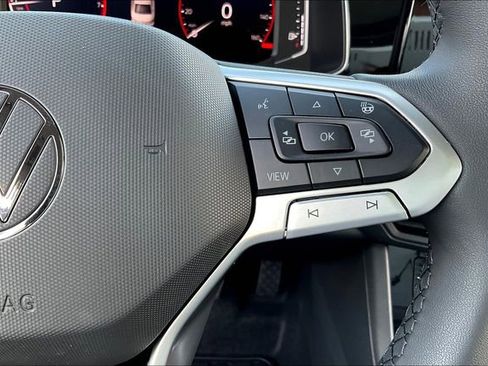 New 2025 Volkswagen Jetta SEL FWD image 20