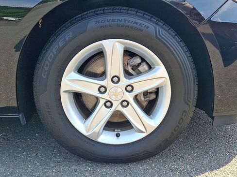 Used 2021 Chevrolet Malibu LS FWD image 27