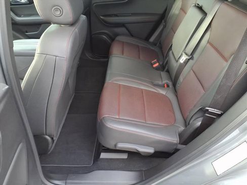 Used 2025 Chevrolet Blazer RS image 12