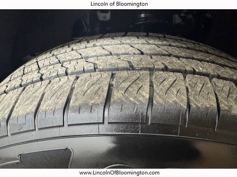 Used 2025 Ford F150 Lightning Lariat image 15