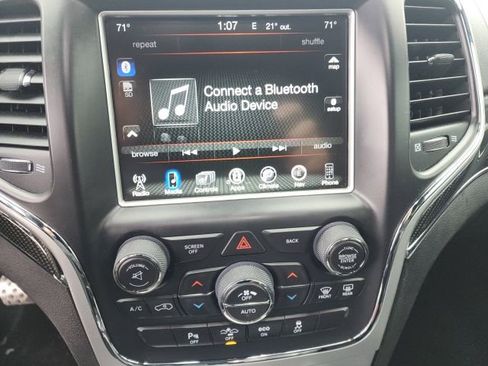 Used 2014 Jeep Grand Cherokee SRT image 7