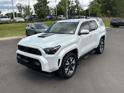 Used 2025 Toyota 4Runner TRD Sport Premium RWD image 5