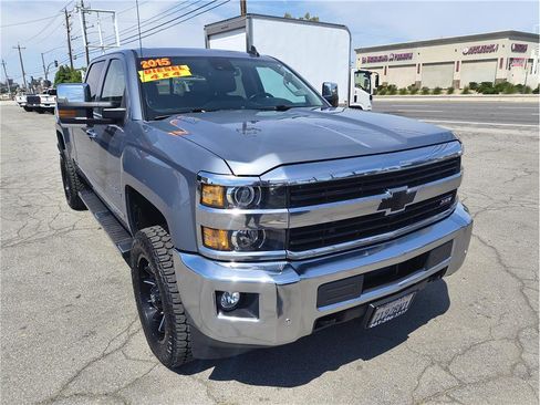 Used 2015 Chevrolet Silverado 2500 LTZ w/ Duramax Plus Package image 3
