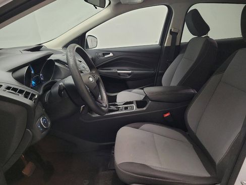 Used 2018 Ford Escape SE FWD image 17