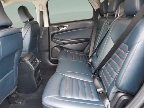 Used 2024 Ford Edge SEL w/ Sport Appearance Package image 10