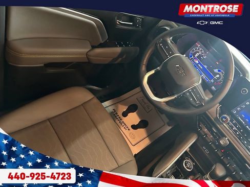 Used 2025 Chevrolet Colorado ZR2 w/ Technology Package AWD/4WD image 24