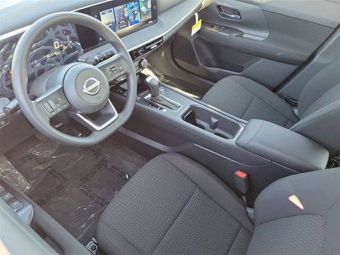 New 2026 Nissan Kicks S image 3