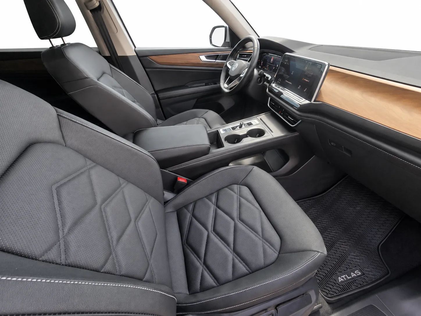 Used 2026 Volkswagen Atlas SE FWD image 14