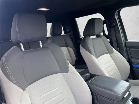 Used 2025 Toyota Tacoma TRD Off-Road image 24