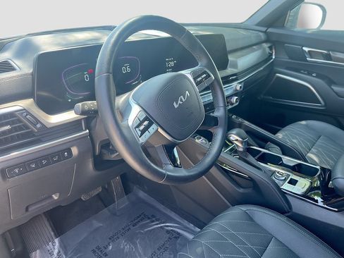 Used 2025 Kia Telluride EX X-Line AWD/4WD image 9