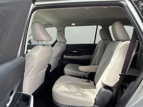 New 2026 Toyota Grand Highlander AWD image 15