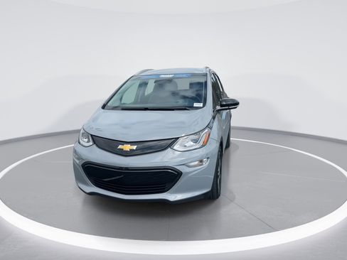 Used 2019 Chevrolet Bolt Premier w/ Infotainment Package image 3
