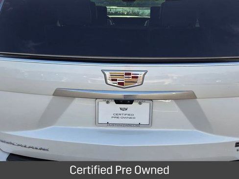 Certified 2025 Cadillac Escalade Premium Luxury Platinum AWD/4WD image 13