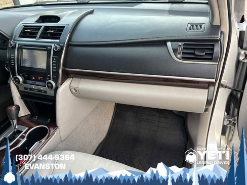 Used 2012 Toyota Camry XLE image 27
