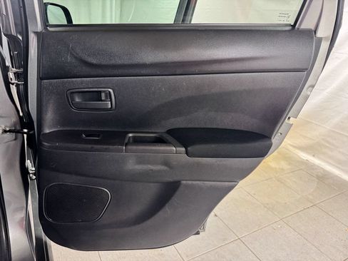Used 2015 Mitsubishi Outlander Sport ES FWD image 16