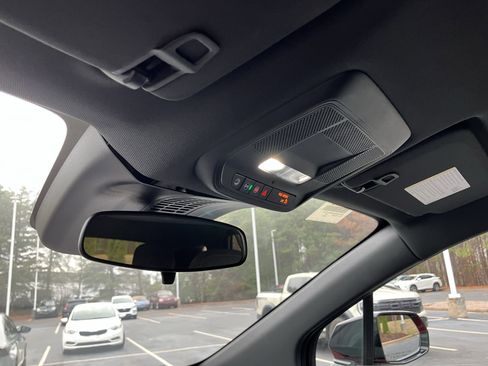 Used 2024 Honda Prologue EX image 30