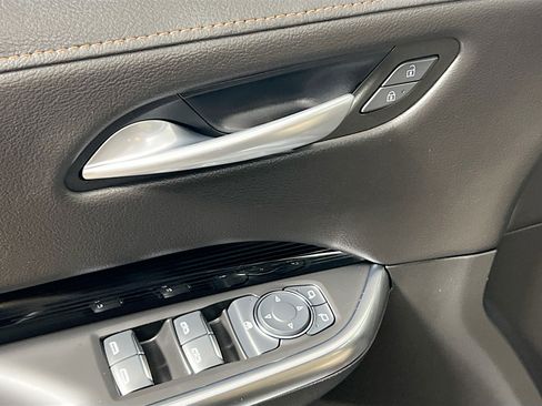 Used 2024 Cadillac XT4 Luxury image 16