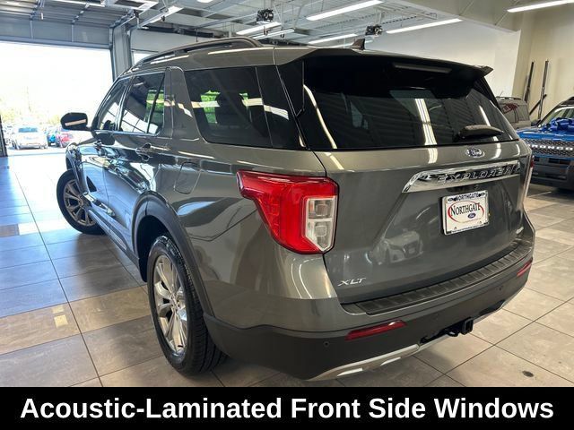 Used 2023 Ford Explorer XLT w/ Equipment Group 202A AWD/4WD image 16