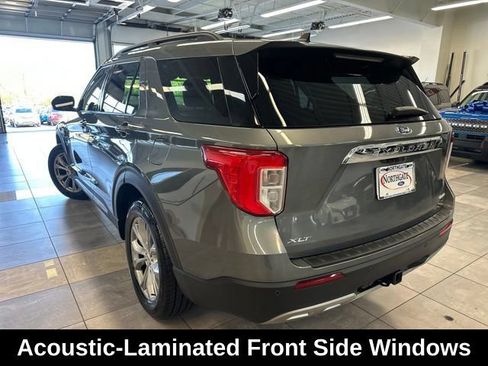 Used 2023 Ford Explorer XLT w/ Equipment Group 202A AWD/4WD image 16