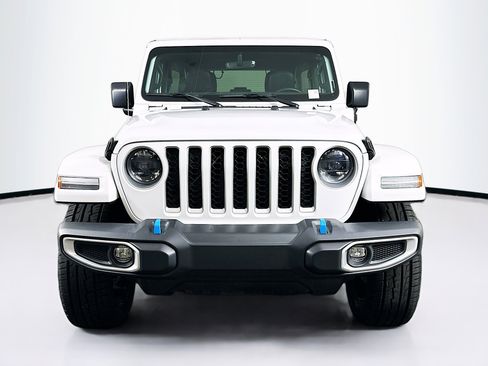 Used 2023 Jeep Wrangler Sahara w/ Cold Weather Group image 2