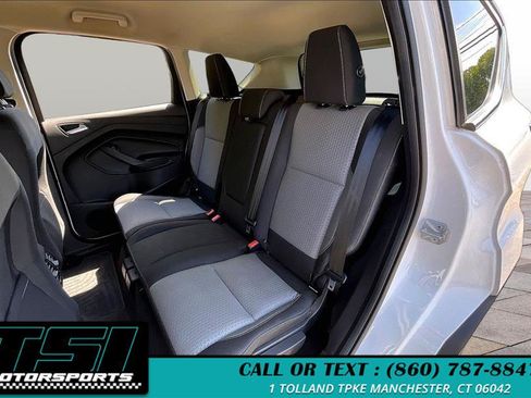 Used 2017 Ford Escape SE AWD/4WD image 26