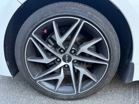 Used 2022 Kia Stinger GT-Line RWD image 36