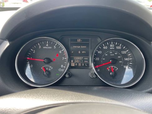 Used 2012 Nissan Rogue S AWD/4WD image 16