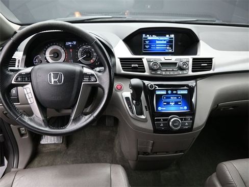 Used 2016 Honda Odyssey EX-L image 25
