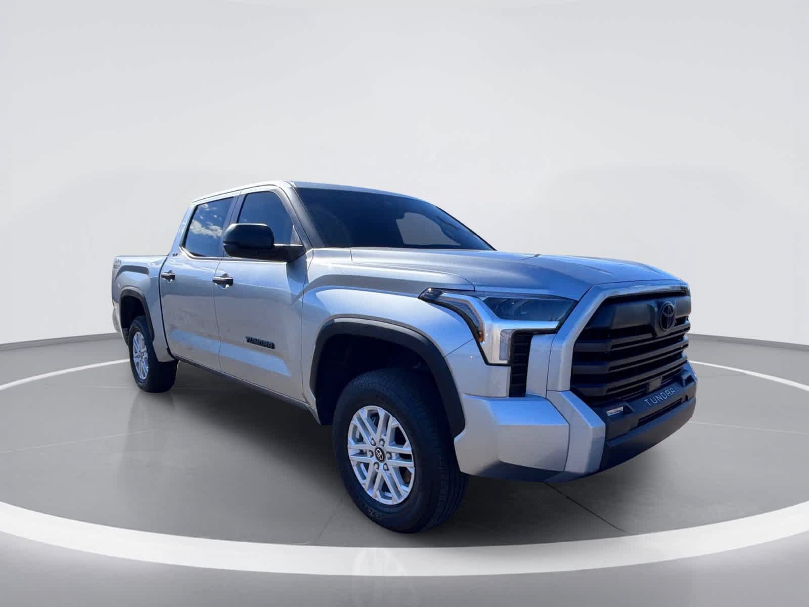 Certified 2025 Toyota Tundra SR5 AWD/4WD image 11