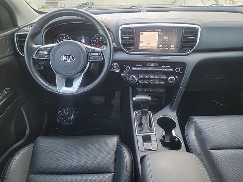 Used 2020 Kia Sportage EX w/ EX Technology Package FWD image 17