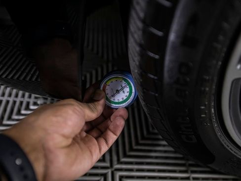 Used 2024 Mercedes-Benz C 43 AMG 4MATIC Sedan image 38