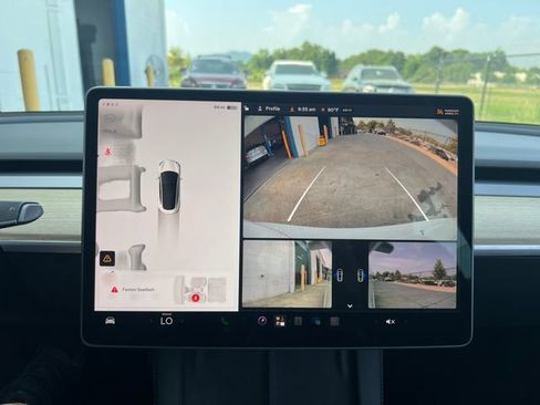 Used 2023 Tesla Model 3 Standard Range RWD image 19