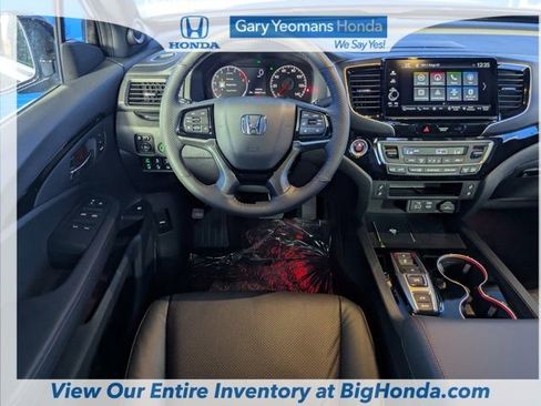 New 2026 Honda Ridgeline Black Edition image 16