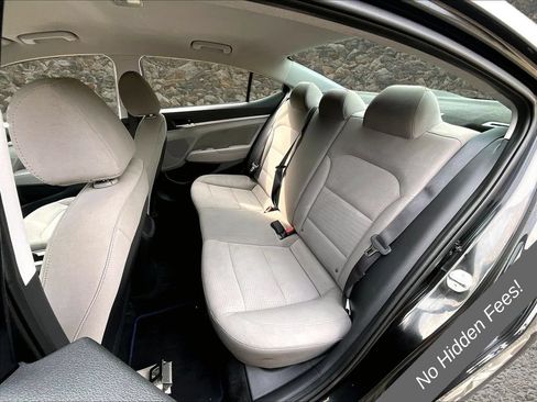 Used 2020 Hyundai Elantra SEL FWD image 21