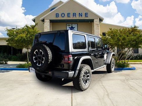 Used 2025 Jeep Wrangler Unlimited Rubicon 4xe w/ Safety Group AWD/4WD image 5