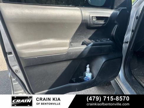 Used 2021 Toyota Tacoma SR AWD/4WD image 15
