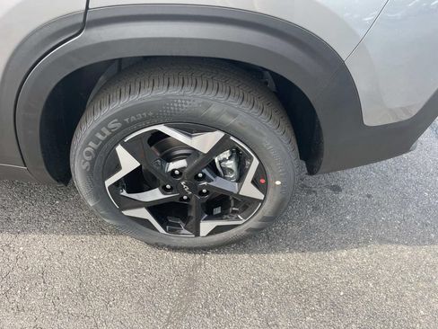 New 2026 Kia Seltos S AWD/4WD image 5